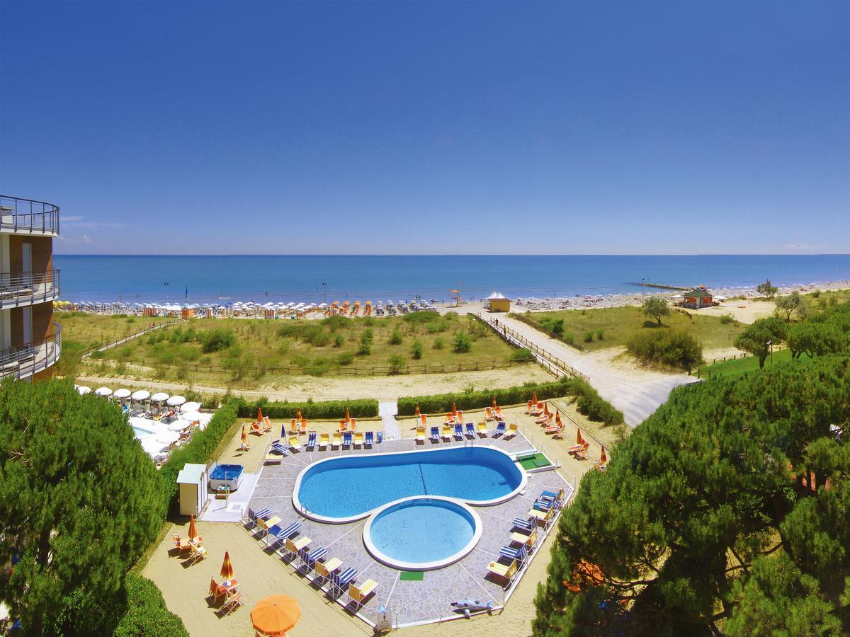 Hotel Bertha Fronte Mare Lido di Jesolo Zewnętrze zdjęcie