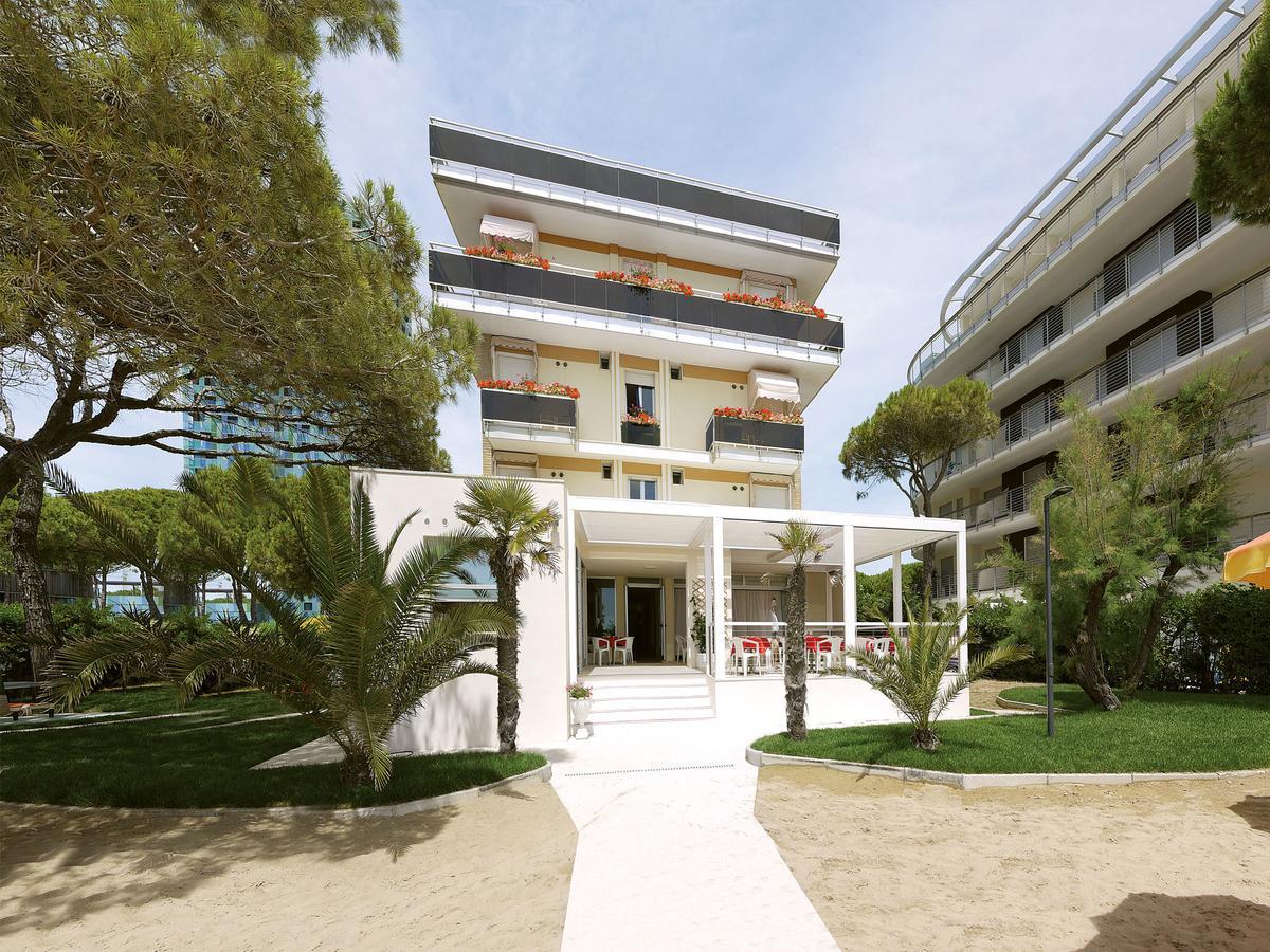 Hotel Bertha Fronte Mare Lido di Jesolo Zewnętrze zdjęcie