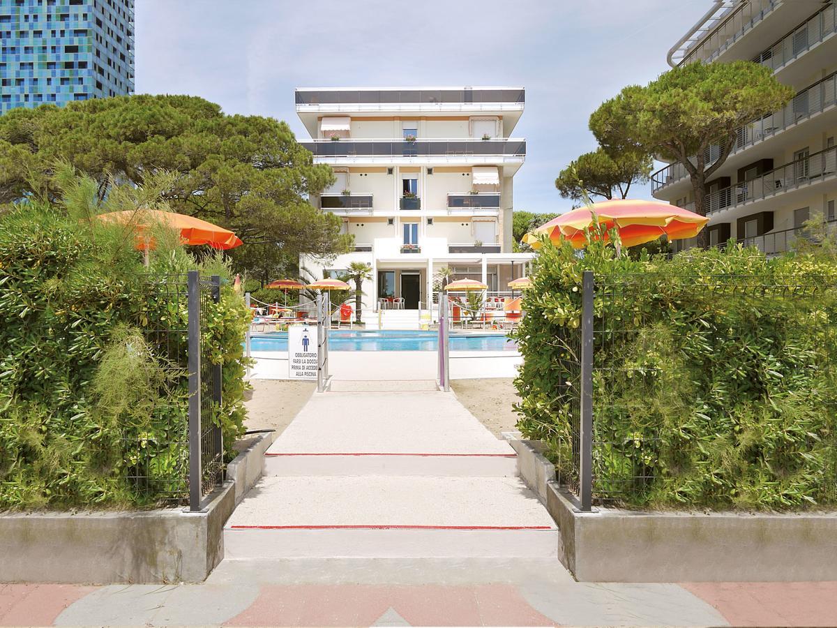 Hotel Bertha Fronte Mare Lido di Jesolo Zewnętrze zdjęcie