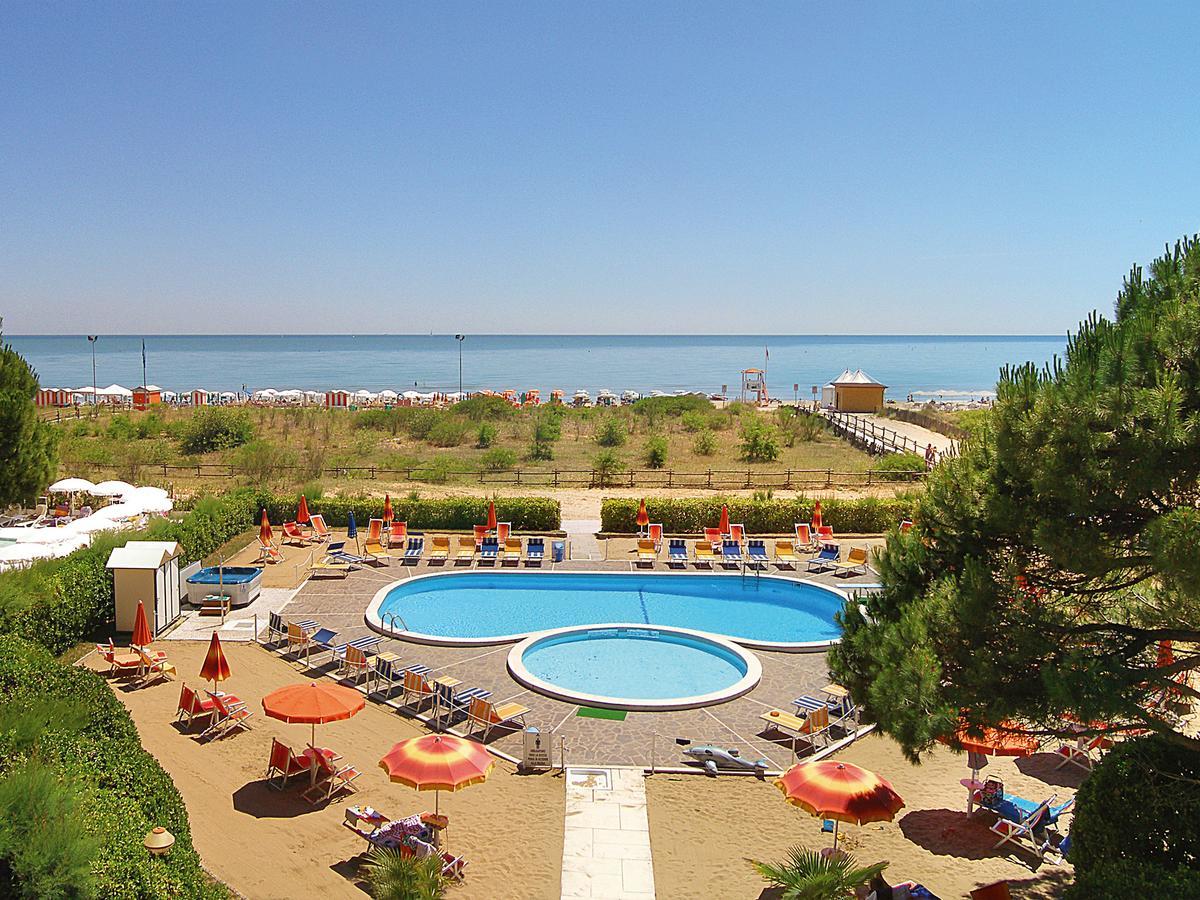 Hotel Bertha Fronte Mare Lido di Jesolo Zewnętrze zdjęcie