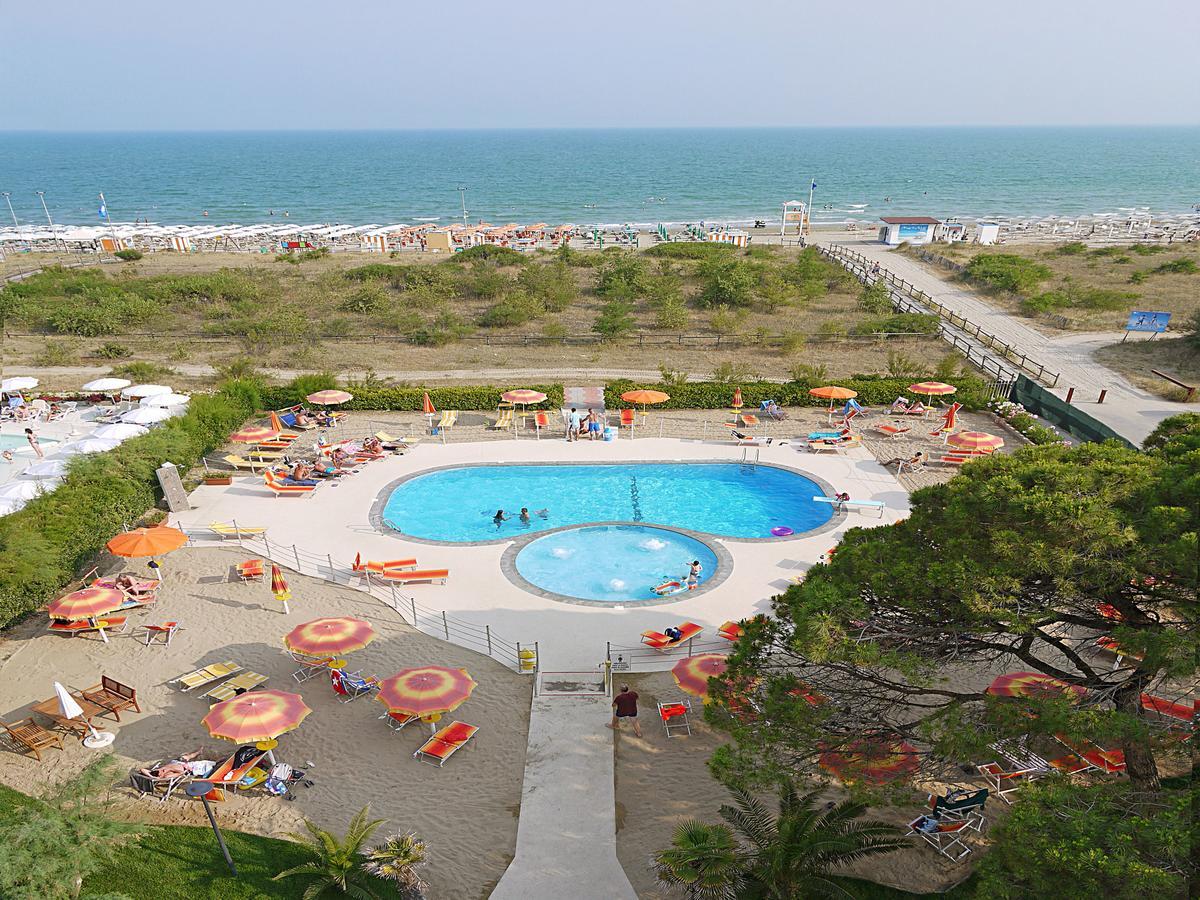 Hotel Bertha Fronte Mare Lido di Jesolo Zewnętrze zdjęcie