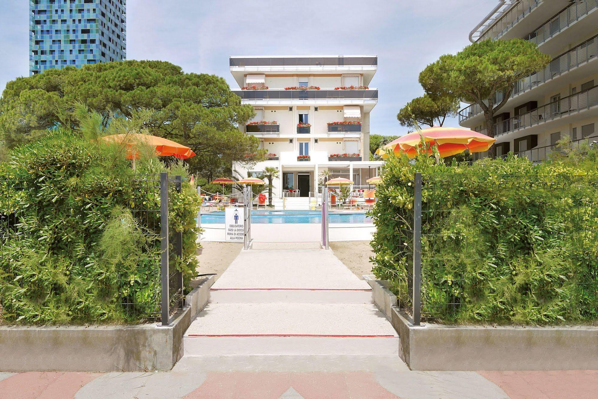 Hotel Bertha Fronte Mare Lido di Jesolo Zewnętrze zdjęcie