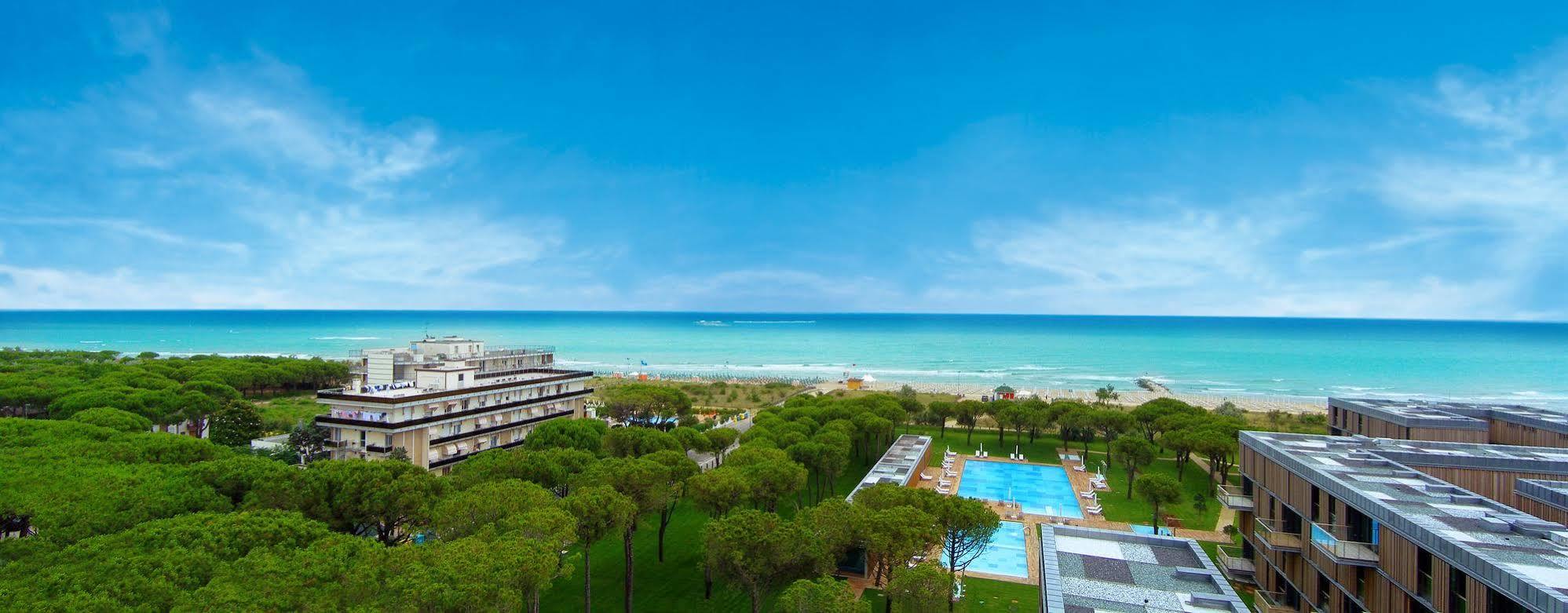 Hotel Bertha Fronte Mare Lido di Jesolo Zewnętrze zdjęcie