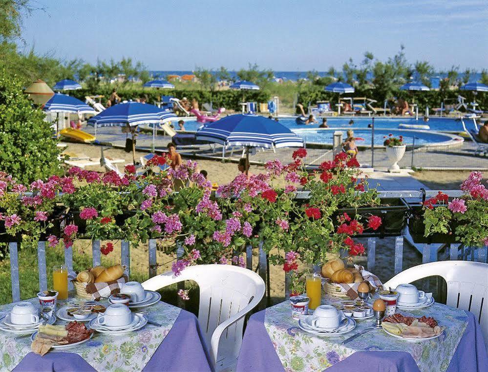 Hotel Bertha Fronte Mare Lido di Jesolo Zewnętrze zdjęcie